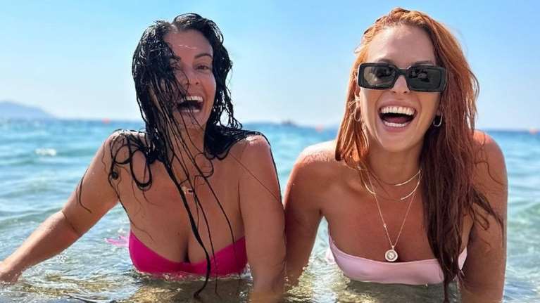 &quot;Barbie pink mode on&quot;: Σίσσυ Χρηστίδου και Μαρία Κορινθίου σε κοινές διακοπές στη Χαλκιδική [εικόνες]