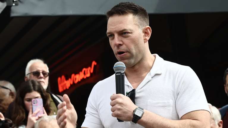 Κασσελάκης για γυναικοκτονία: &quot;Ασφάλεια με ενσυναίσθηση, αυτό χρειάζεται η χώρα μας&quot;