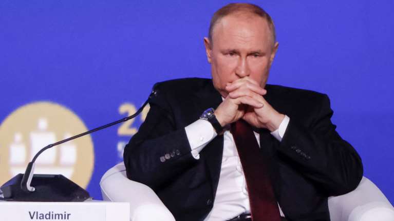 Ο Πούτιν απειλεί με τα πυρηνικά: Όλοι θα πρέπει να ξέρουν τι διαθέτουμε και τι θα χρησιμοποιήσουμε, αν χρειαστεί