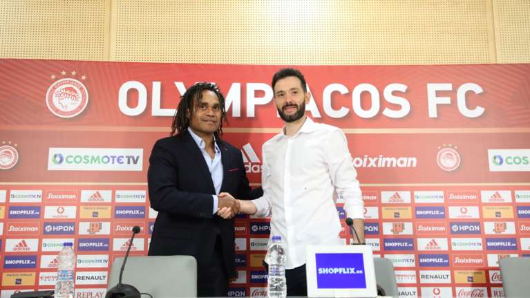 Ολυμπιακός: Επιθετικό ποδόσφαιρο κυριαρχίας επί 90 λεπτά υποσχέθηκε ο Κάρλος Κορμπεράν [Βίντεο]