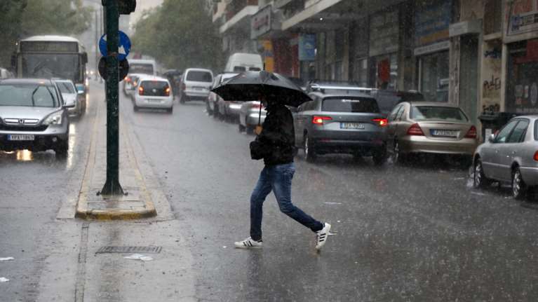Πρόγνωση Μαρουσάκη: Συνεχίζονται τα έντονα φαινόμενα - Τρεις περιοχές στο επίκεντρο της κακοκαιρίας [εικόνες]