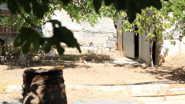 Άνω Λιόσια: Ελεύθερος ο 59χρονος που έκαψε το πτώμα του πατέρα του - Αναβλήθηκε η δίκη