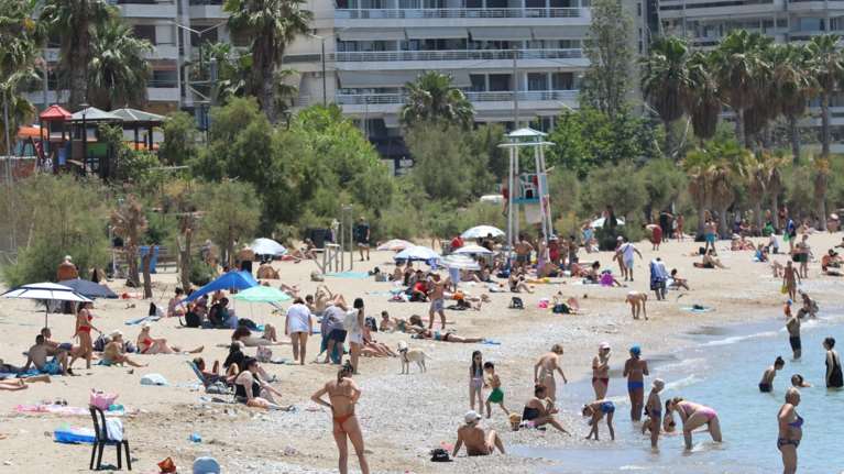 Μίνι καύσωνας από την Τρίτη: Πού θα εμφανιστούν τα πρώτα 40άρια - Ο καιρός μέχρι την Κυριακή των Ευρωεκλογών