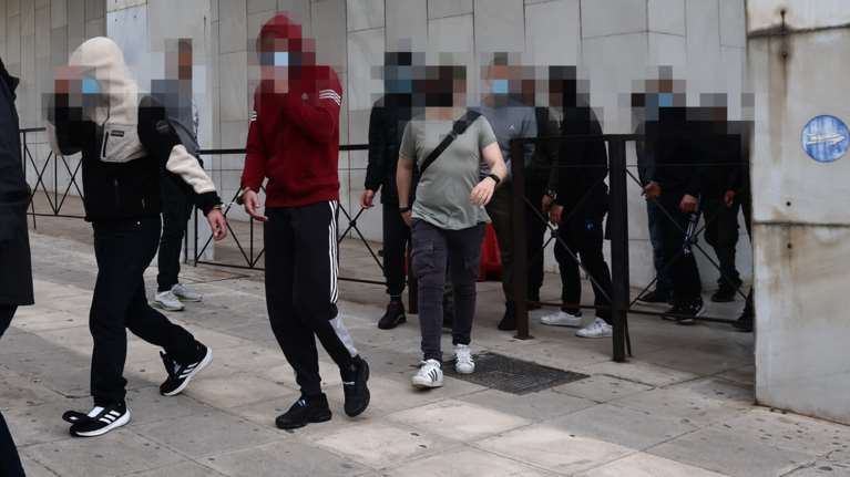 Δολοφονία αστυνομικού στου Ρέντη: Αποκαλύψεις για τον δράστη - Συμμετείχε στην οργάνωση και τη μεταφορά &quot;πολεμοφοδίων&quot;