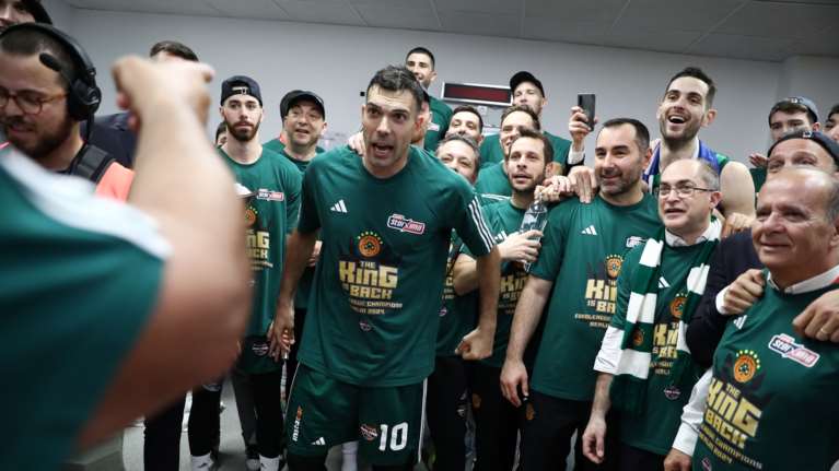 Παναθηναϊκός: Η αποθέωση του ΜVP Κώστα Σλούκα στα αποδυτήρια από τους συμπαίκτες του: "Ποιος; Εσύ!" [βίντεο]