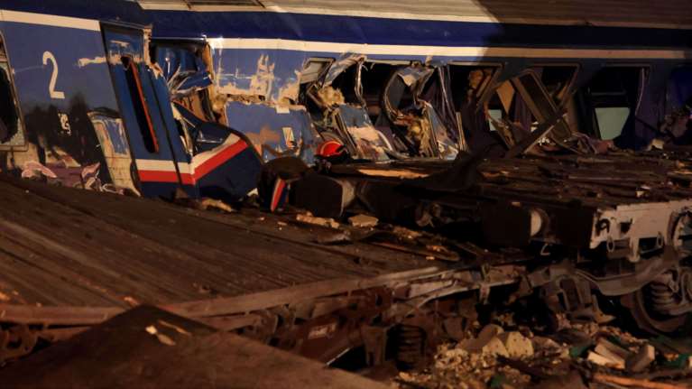 Τέμπη: Ολο το πόρισμα του ΕΜΠ για τη φωτιά  - &quot;Δείχνει&quot; τα έλαια σιλικόνης ως πιθανή αιτία της πυρόσφαιρας