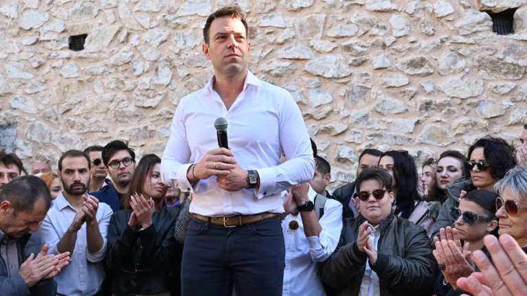 Ο Κασσελάκης απαντά στον ΣΥΡΙΖΑ: Προσφεύγω άμεσα στη Δικαιοσύνη κατά των συκοφαντών και λασπολόγων