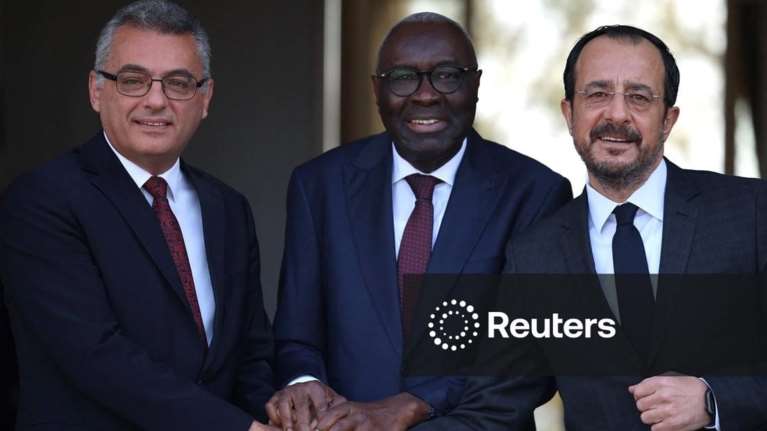 Συνάντηση Χριστοδουλίδη με τον νέο τουρκοκύπριο ηγέτη Τουφάν Έρχιουρμαν - Πήγε &quot;πολύ καλά&quot;