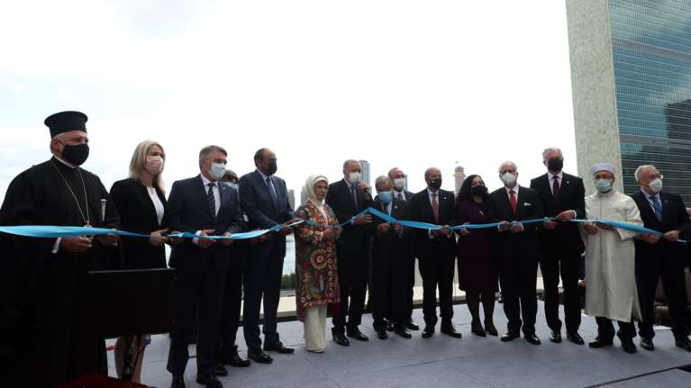 Νέα Υόρκη: Αντιδράσεις για την παρουσία Ελπιδοφόρου πλάι σε Ερντογάν και Τατάρ - Εγκαίνια &quot;Τουρκικού Κέντρου&quot;