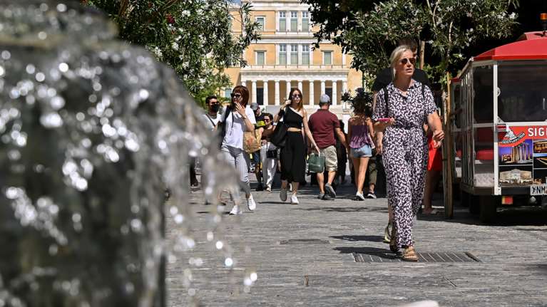 Κορονοϊός: Σχεδόν 4500 τα νέα κρούσματα στην Αττική, 727 στη Θεσσαλονίκη - Δείτε τον χάρτη της διασποράς