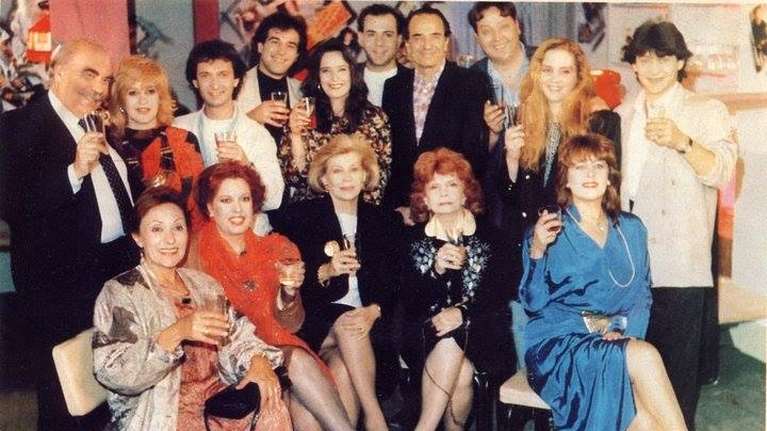 Πέτρος Φιλιππίδης: Ηθοποιός του &quot;Ρετιρέ&quot; τον έχει καταγγείλει για σεξουαλική παρενόχληση [Βίντεο]