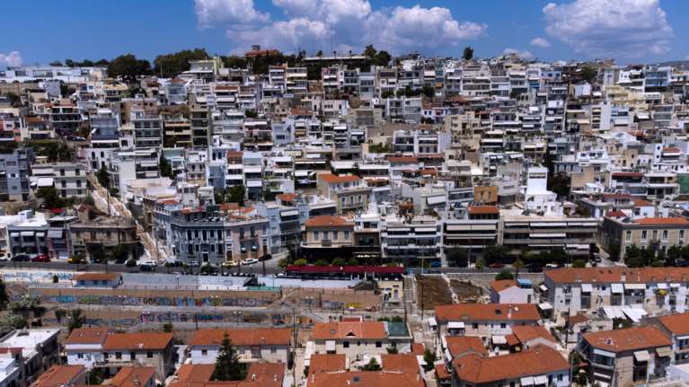 Πόσα χρόνια πρέπει να δουλεύω για να αγοράσω το δικό μου σπίτι - Τα απαραίτητα μετρητά και η δόση του δανείου