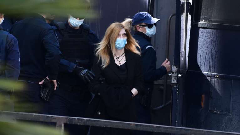 Δίκη Πισπιρίγκου: Επιμένει η Τσάκωνα, &quot;δεν βρέθηκαν ευρήματα ασφυξίας στη Μαλένα&quot; - Τι είπε για το σημάδι στο μάγουλο του παιδιού