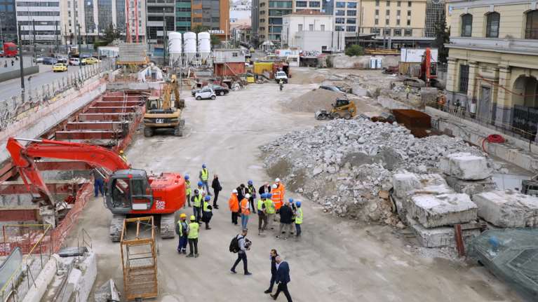 Στουρνάρας και Σταϊκούρας προβλέπουν ανάπτυξη ρεκόρ το 2021 - Θα καλυφθούν οι απώλειες της πανδημίας
