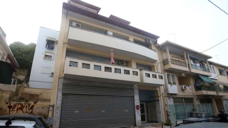 Θεσσαλονίκη: Προφυλακίστηκε ο 69χρονος που κατηγορείται ότι έπνιξε τη 42χρονη κόρη του