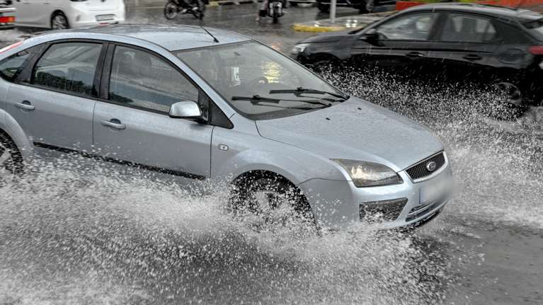 Νέο έκτακτο δελτίο της ΕΜΥ για ισχυρές καταιγίδες Τρίτη και Τετάρτη - Χιόνια και βαρυχειμωνιά προβλέπει ο Μαρουσάκης