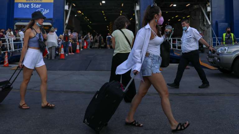 Κορονοϊός: Αυξημένα τα κρούσματα για Κυριακή - 619 νέες λοιμώξεις - 6 θάνατοι - 177 διασωληνωμένοι