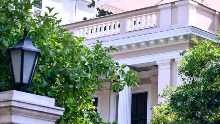 Μαξίμου: Νεότερο ηλικιακά το νέο υπουργικό σχήμα - Το rotation και οι μεγάλοι μεταρρυθμιστικοί στόχοι