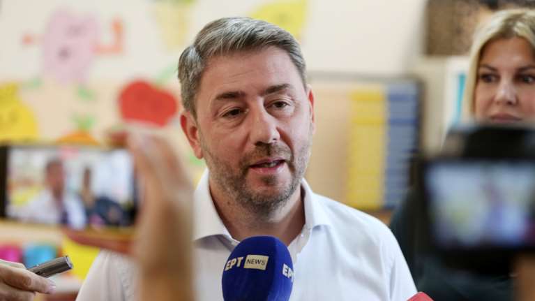 &quot;Τα πήρε&quot; ο Ανδρουλάκης: Σε λάθος κατεύθυνση οι δηλώσεις Γερουλάνου, &quot;σεβασμός στους συγγενείς&quot; είπε στην Διαμαντοπούλου