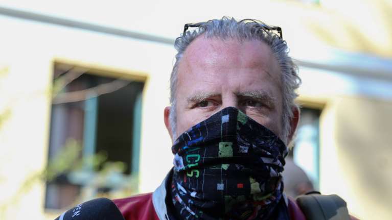 Και καταγγελίες για βιασμό κατέθεσε ο Πασχάλης Τσαρούχας- Τι περιλαμβάνει ο φάκελος που παρέδωσε στον Εισαγγελέα