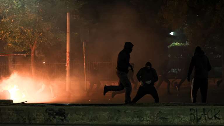 Θεσσαλονίκη: Στο Αυτόφωρο οι 5 συλληφθέντες από τα χθεσινά επεισόδια για το Πολυτεχνείο