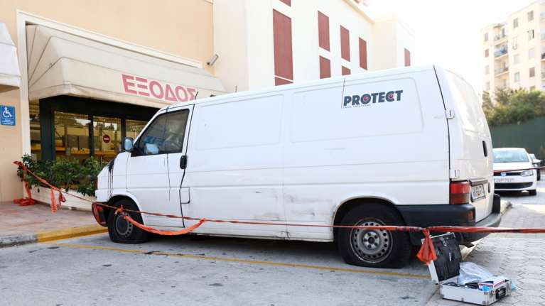 Λαύριο: Στη φυλακή και οι δύο τελευταίοι κατηγορούμενοι για την κλοπή στη χρηματαποστολή - Ο πατέρας και ο γιος