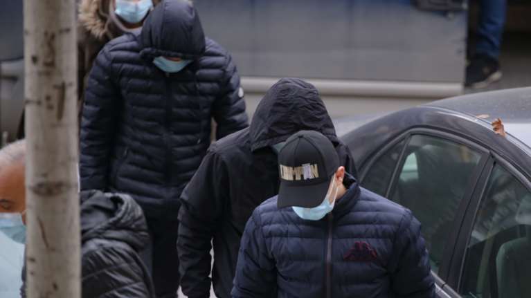 Θεσσαλονίκη: Τι εξομολογήθηκε η 14χρονη στη φίλη της για τον βιασμό - Στον ανακριτή οι επτά ανήλικοι [εικόνες]