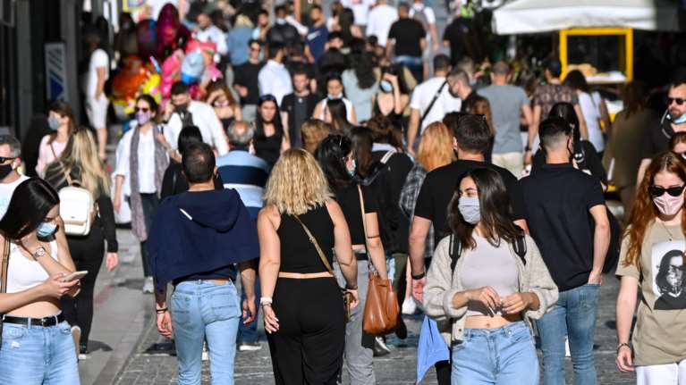 Μετάλλαξη Δέλτα: Αυτά είναι τα συχνότερα συμπτώματα - Πώς μπορούμε να προστατευθούμε - Τι λένε 4 καθηγητές ιατρικής