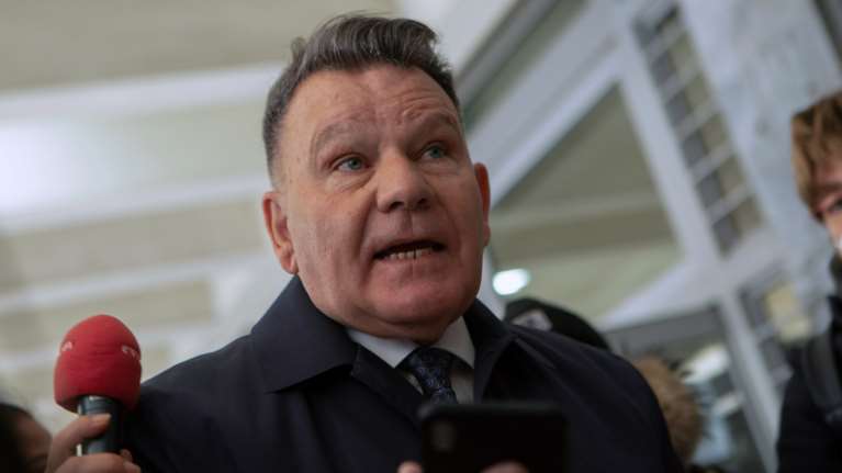 Δολοφονία στην Άρτα: Ο Κούγιας ανέλαβε την υπεράσπιση του 29χρονου δράστη που σκότωσε τον πρώην πεθερό του