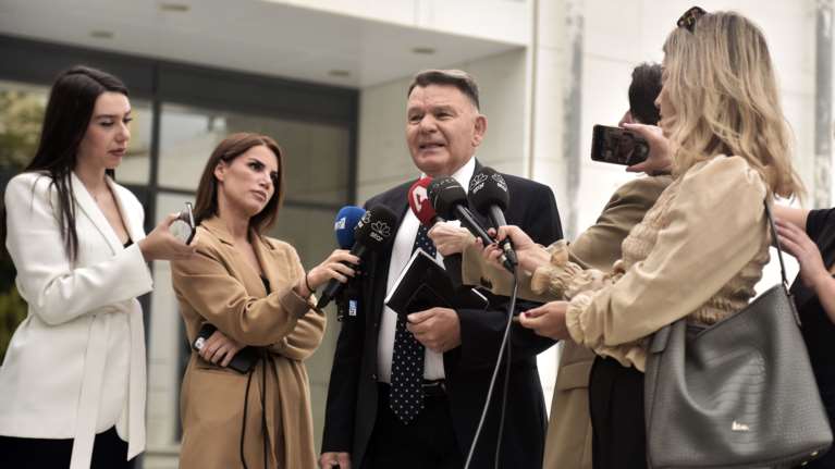 "Τι είστε; Χωροφύλακας;": Κόντρα Κούγια με την πρόεδρο στη δίκη Πισπιρίγκου - Η κατάθεση γενετιστή και η Αντζελίνα Τζολί