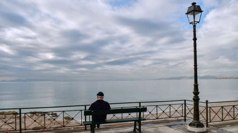 Κορονοϊός: 6.297 κρούσματα στην Αθήνα και 1.489 στη Θεσσαλονίκη - Οι περιοχές με τριψήφιο αριθμό μολύνσεων