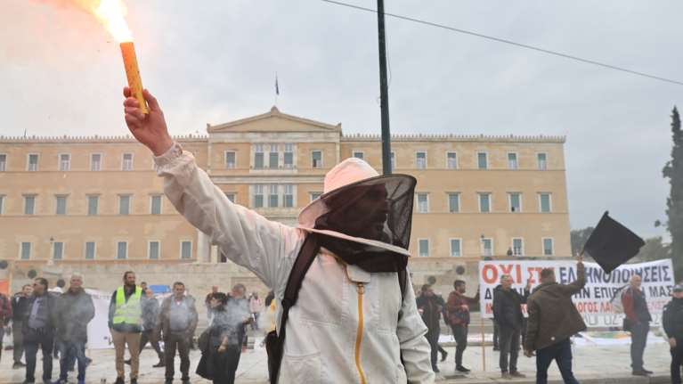 Εμφραγμα στο κέντρο της Αθήνας για μία ακόμα φορά…Τρεις διαδηλώσεις, σε απόγνωση οδηγοί, εργαζόμενοι και κάτοικοι