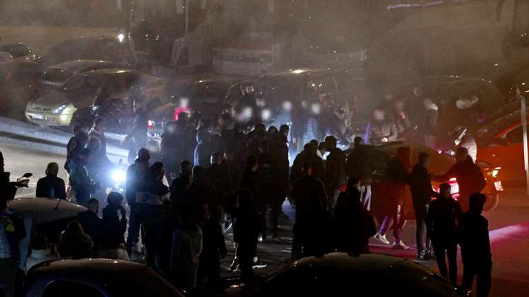 Συνωστισμός και φουλ τα γκάζια σε &quot;επιδείξεις&quot; των Αθηναίων &quot;Fast &amp; Furious&quot; [Εικόνες]