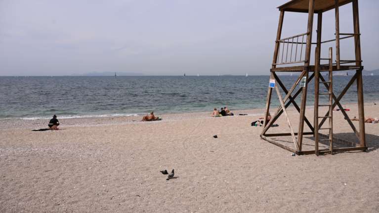 Συνεχίζεται το θρίλερ με την 3χρονη στο Π. Φάληρο: Το ατύχημα με σκάφος, το ακριβό μαγιό και οι διαζευγμένοι γονείς