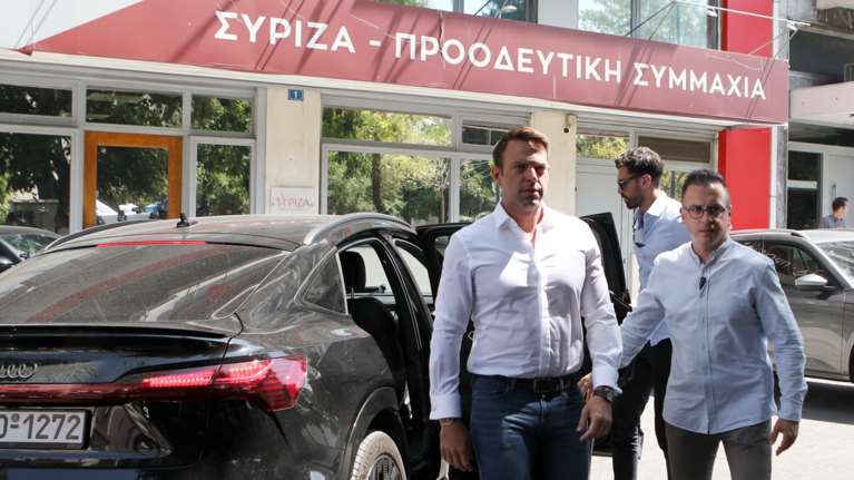 Σκηνικό γενικής ρήξης στον ΣΥΡΙΖΑ: Πολάκης και "87" αμφισβητούν τον Κασσελάκη - Αμήχανος ο πρόεδρος