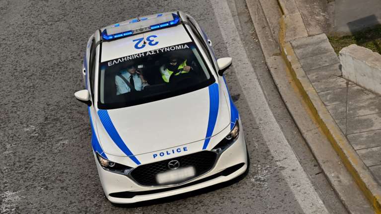 Κηφισιά: Βίντεο ντοκουμέντο από επεσοδιακή καταδίωξη μηχανής - Χωρίς δίπλωμα ο 20χρονος οδηγός