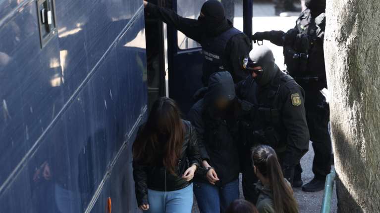 Θεσσαλονίκη: Αναβλήθηκε η δίκη των 49 συλληφθέντων στο ΑΠΘ - Αφέθηκαν όλοι ελεύθεροι