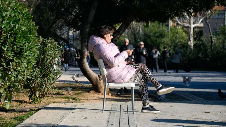 Καιρός: Συνεχίζεται η καλοκαιρία, σε υψηλά για την εποχή επίπεδα η θερμοκρασία