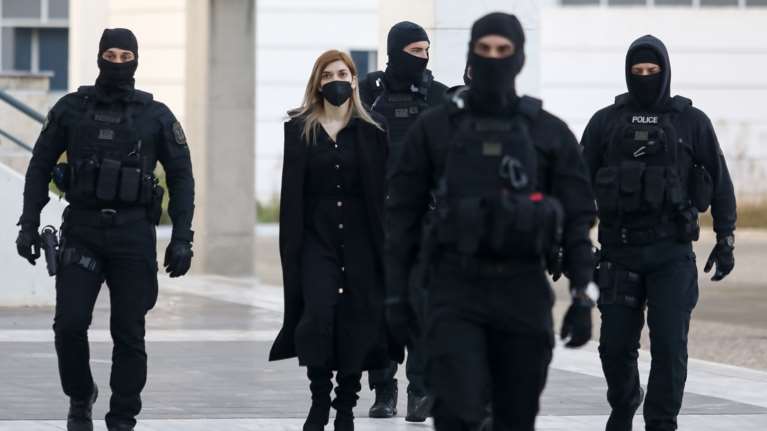 Δίκη Πισπιρίγκου: &quot;Το προσδόκιμο ζωής της Τζωρτζίνας ήταν μικρό&quot; - Tι υποστήριξε ο ιατροδικαστής Κραββαρίτης