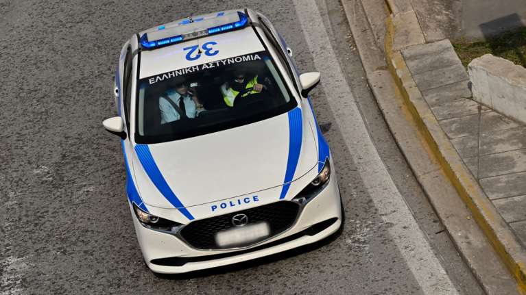 Κερατσίνι: Αμυχές βρήκε ο ιατροδικαστής στο σώμα της 38χρονης - Πριν δέκα μέρες είχε βγει από τη φυλακή μαζί με τον σύντροφό της