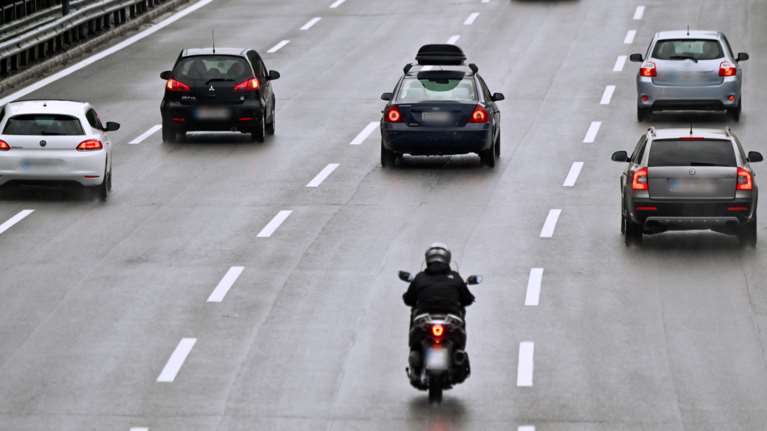 myCar: Άνοιξε η πλατφόρμα για όσους θέλουν να θέσουν σε κυκλοφορία τα οχήματά τους – Όλες οι προϋποθέσεις