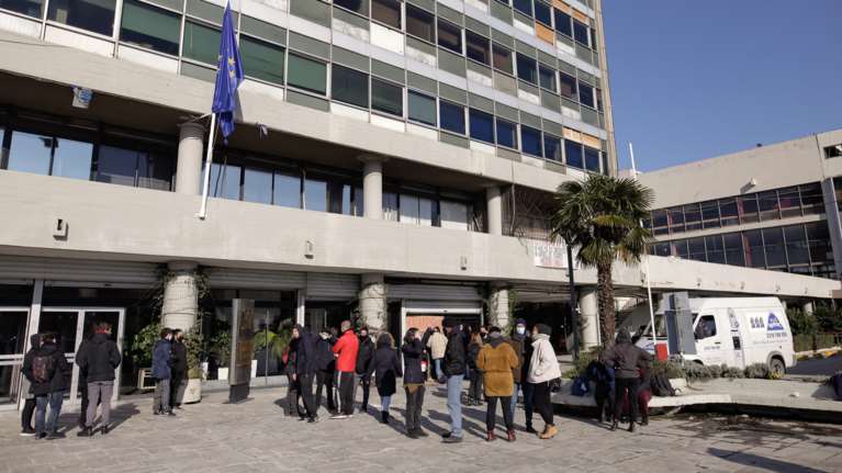 ΑΠΘ - &quot;Τα είχα σαν παιδιά μου&quot; - Τι απαντά ο καθηγητής στις καταγγελίες για σεξουαλική παρενόχληση [Βίντεο]