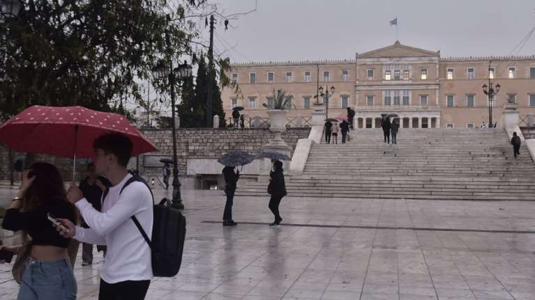 Νέο έκτακτο δελτίο της ΕΜΥ: Κακοκαιρία με ισχυρές βροχές και καταιγίδες - Εντονα φαινόμενα στην Αττική