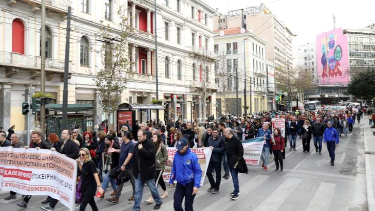 Πανελλαδική απεργία γιατρών και νοσηλευτών στα δημόσια νοσοκομεία