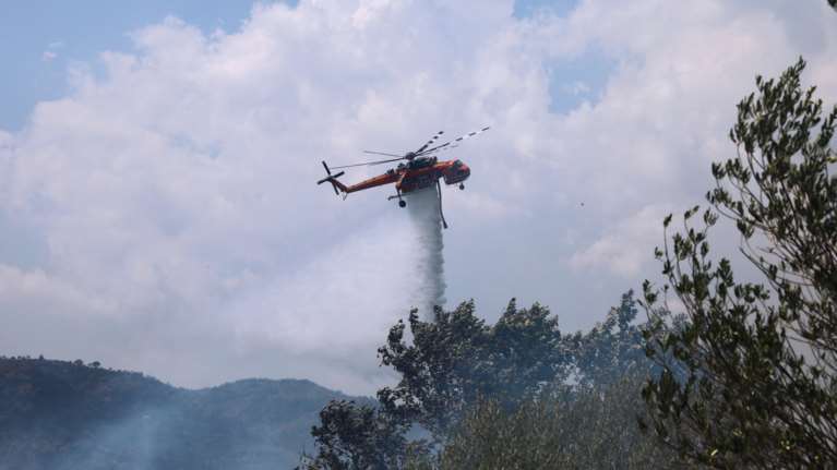 Φωτιά στην Κερατέα: Συνελήφθη 87χρονος για εμπρησμό από αμέλεια