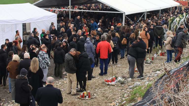 Τραγωδία στα Τέμπη: Ασκήθηκε ποινική δίωξη σε στέλεχος του υπουργείου Μεταφορών για το δυστύχημα