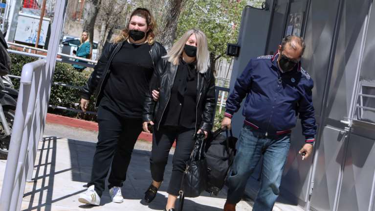 Ρούλα Πισπιρίγκου: "Δεν υπάρχει περίπτωση η κόρη μου να σκότωσε τα παιδιά της" - Τι κατέθεσε η μητέρα της [Βίντεο]