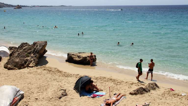 Μαρουσάκης: "Πού θα δείξει η ζέστη τα δόντια της" - Ο καιρός μέχρι τον Δεκαπενταύγουστο και πότε θα έχουμε 39άρια