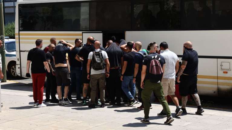 Λεωφόρος Αλεξάνδρας: Τα επτά κομποσκοίνια και τα γυαλιά ηλίου &quot;έκαψαν&quot; τον πιστολέρο οπαδό του Παναθηναϊκού