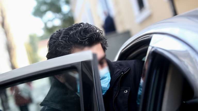 Ερχεται τσουνάμι αποκαλύψεων για τον σάτυρο ιερέα στα Κάτω Πατήσια: &quot;Μην ξεχάσεις να διαγράψεις τη συνομιλία μας&quot;, έλεγε